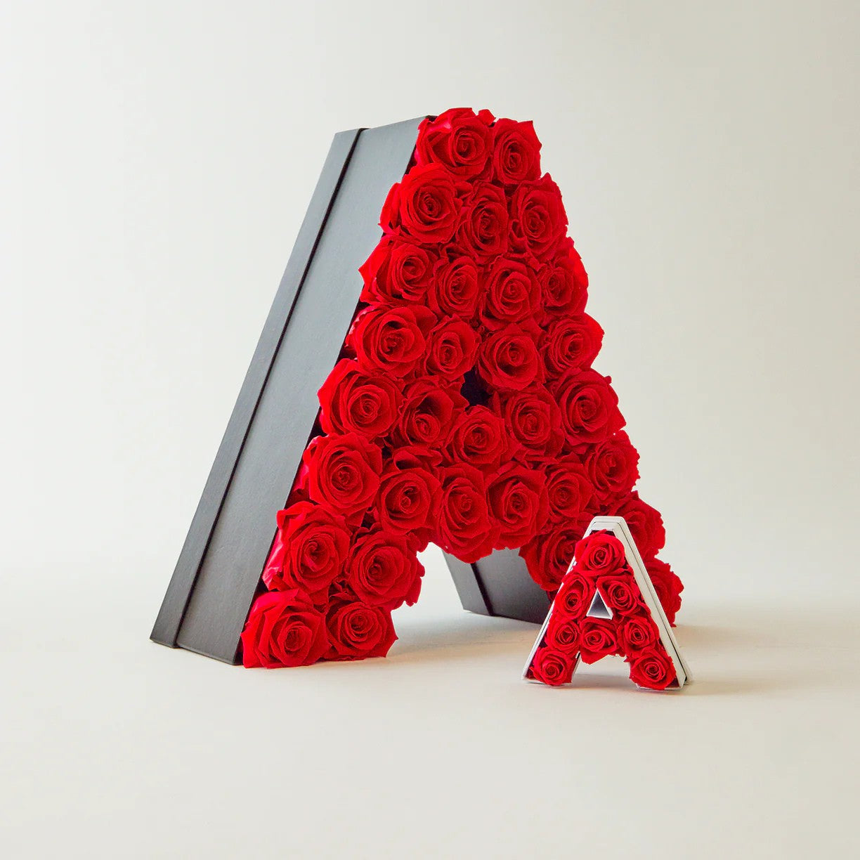 Letra A de Flores Rojo